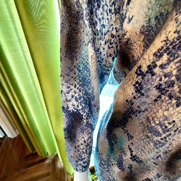 Alfred Dunner Silver Sparkle Snake Print Top with Embellished Neckline: XL - Picture 7 of 11